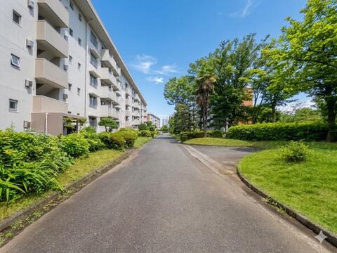 周辺環境と併せて現地のご案内も可能です。