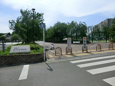 西東京いこいの森公園まで約391m