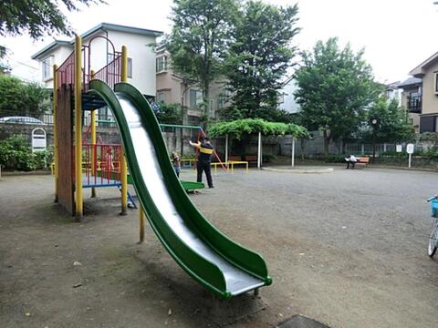 乙女橋児童遊園まで約413m