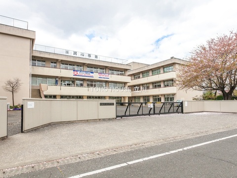 青梅市立泉中学校 1400m
