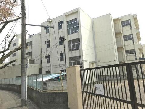 立川市立立川第六中学校まで約851m