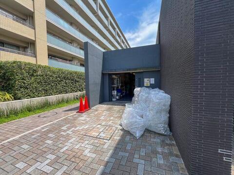 「24時間ゴミ出し可能」敷地内にクリーンステーションを設置。日々の生活を快適にサポート。