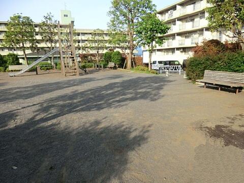 塚場公園まで約847m