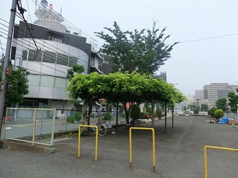 曙三西公園まで約682m