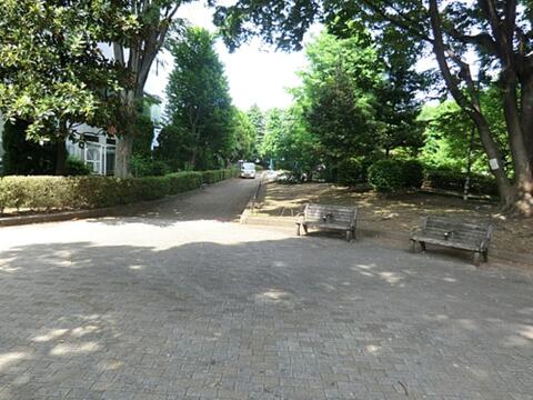 錦中央公園まで約801m