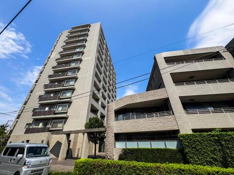 南向き×抜けた眺望。陽当り・通風良好な快適住居