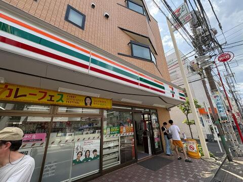 セブン-イレブン 吉祥寺本町3丁目店まで約600m