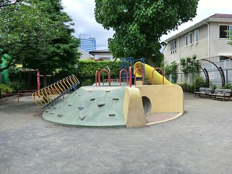初台児童遊園地まで約156m