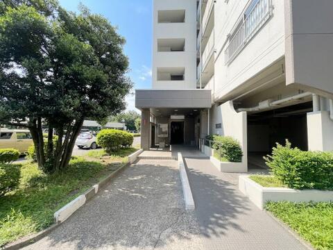 現地(2026年8月)撮影。大規模マンションならではのスケールメリットを活かした充実の共用設備が揃っています。修繕積立金の安定運用や管理体制の充実した安心感も大きな魅力のひとつです。