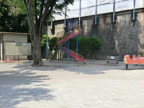 武蔵野橋公園まで約884m