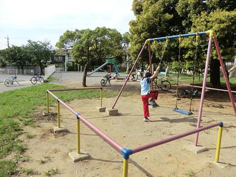 つばめ公園まで約440m
