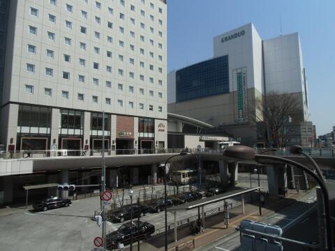 立川駅まで約600m