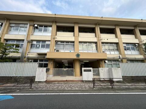 川崎市立稲田中学校まで約1359m