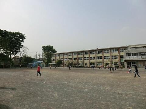 小金井市立前原小学校まで約700m