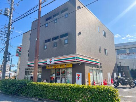 セブンイレブン武蔵野アジア大学通り店まで約253m