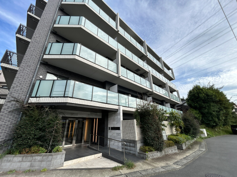 物件外観(2026年9月14日撮影)リフォーム9月中旬完成予定