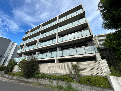 物件外観(2026年9月14日撮影)リフォーム9月中旬完成予定