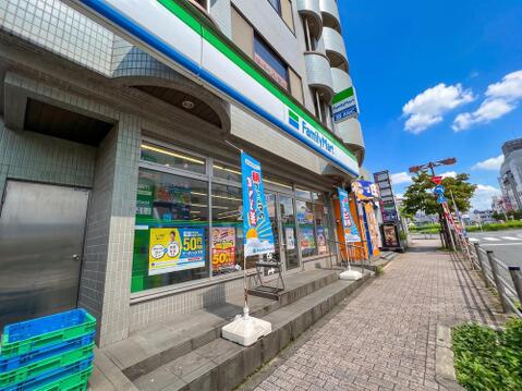 ファミリーマート北野駅北口店まで約197m