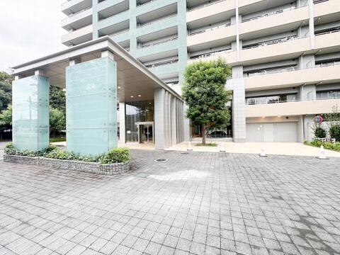 現地(2026年9月)撮影リフォームにより美麗に生まれ変わります。完工前のご見学可能です。