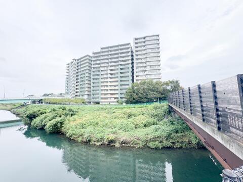 現地(2026年9月)撮影リフォームにより美麗に生まれ変わります。完工前のご見学可能です。