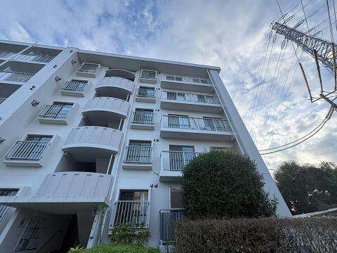リフォーム完成はまだ先ですが、「どんな家具を置こうかな」「どこに子どもの遊び場を作ろうかな」と、ご家族での生活を妄想する時間も、この家づくりの醍醐味です。