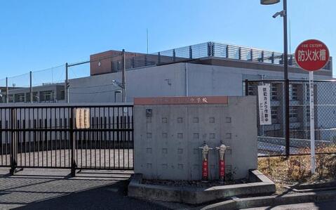 町田市立小山中学校まで約848m