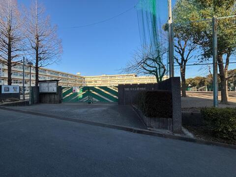 町田市立つくし野中学校まで約1145m