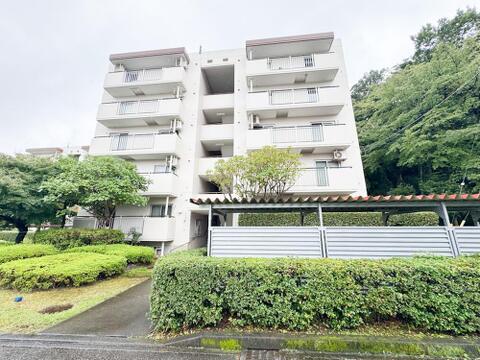 11月リノベーション完工予定。ご見学は可能です。※リノベーション完了前に販売終了となる事が御座います。ご了承くださいませ