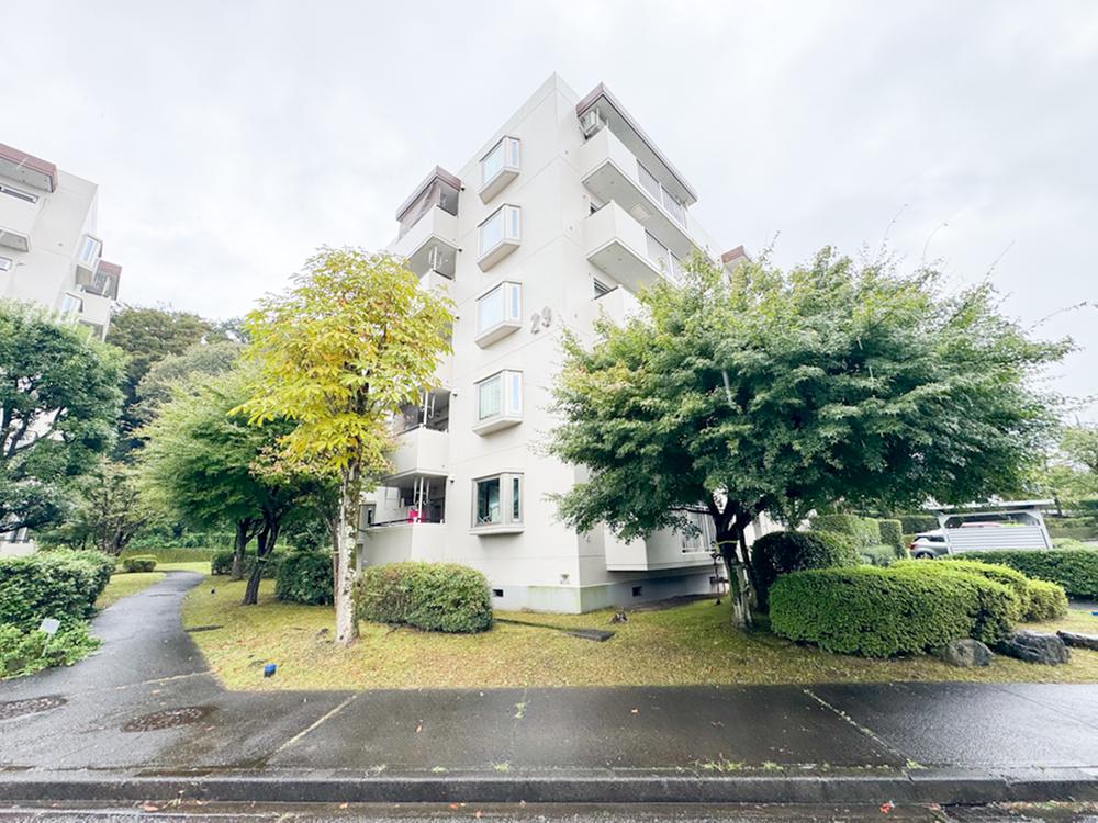 ニュータウン小山田桜台　2-29号棟