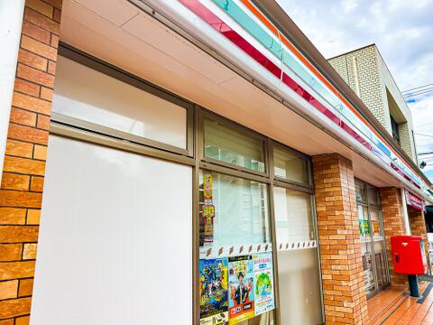 セブンイレブン杉並上井草3丁目店まで約201m