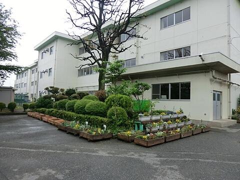 小平市立小平第三中学校まで約300m