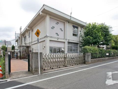 南保育園まで約234m