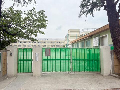 世田谷区立旭小学校まで約524m