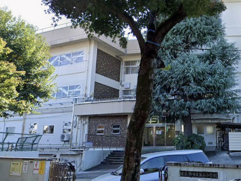 武蔵野市立第二小学校 768m