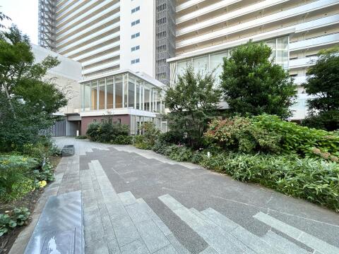 物件外観(2026年10月8日撮影)室内、11月下旬完成予定
