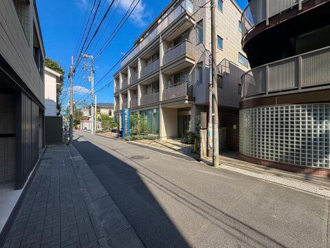 西荻クリニックまで約230m