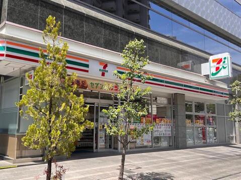 セブンイレブン立川曙町店まで約221m