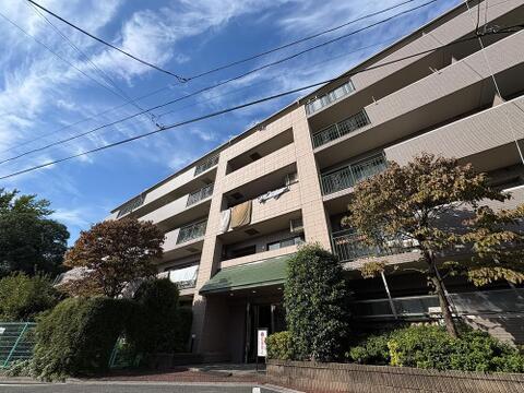 周辺環境と併せて現地のご案内も可能です。また、購入に際しての諸費用、住宅ローン(月々の返済例)など、資金計画のご相談も承っております。お気軽にお問い合わせください。