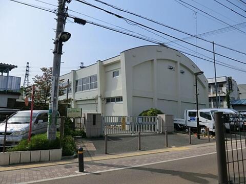 稲城市立稲城第一中学校まで約1739m
