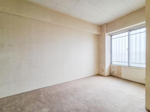 このお部屋はリフォーム予定です。新しい内装や設備で、さらに魅力的な住まいになるよう準備を進めています。完成後の住み心地にぜひご期待ください。