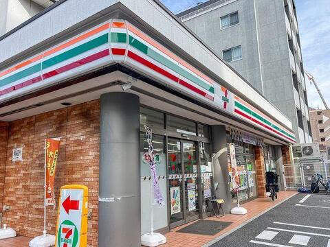 セブンイレブン府中八幡町店まで約144m