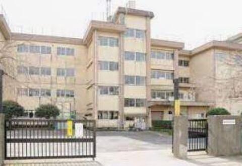 東大和市立第四中学校まで約1032m