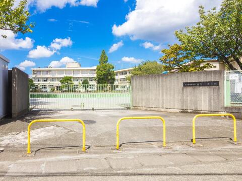 町田市立南第一小学校まで約760m