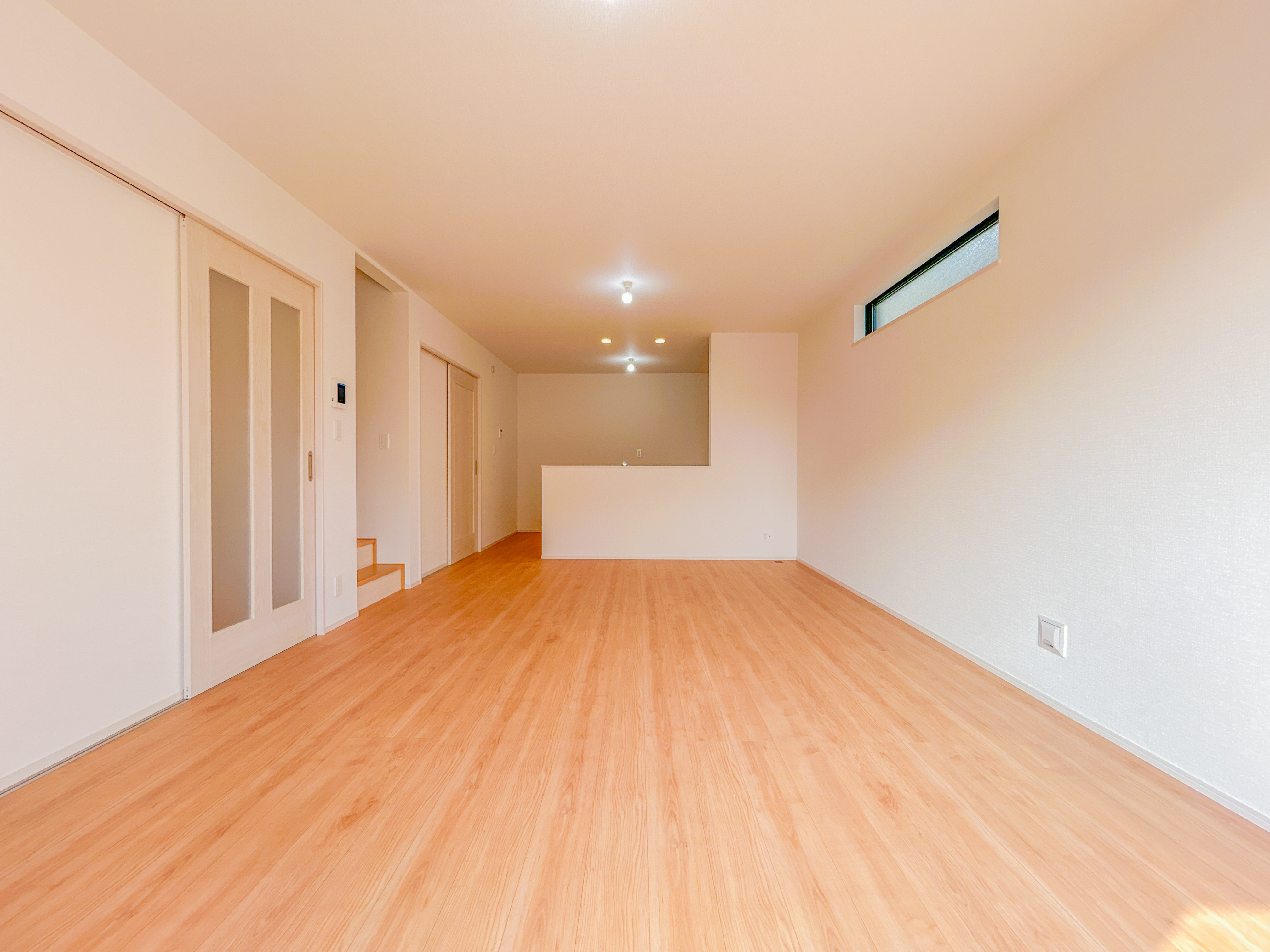 昭島郷地町2丁目24番全2　B