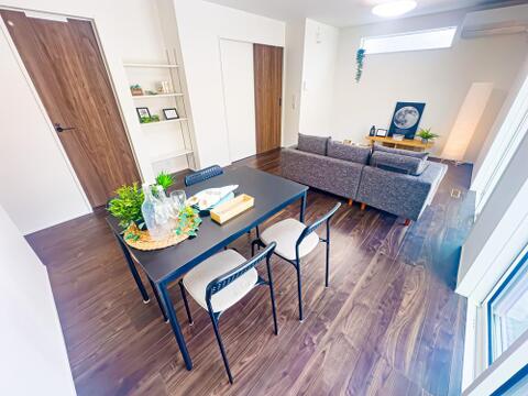 住まいには気付きがあり、住まうごとに様々な角度から違う顔を見せてくれます。新生活は小さな発見の連続です。2026/5/4撮影