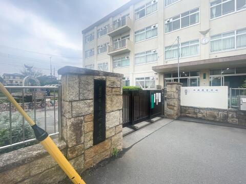 八王子市立第七中学校まで約1145m