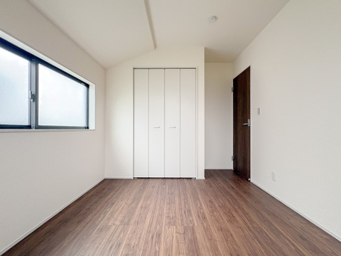 日当たり良好、風通しも良いため、お子様部屋にいかがでしょうか。