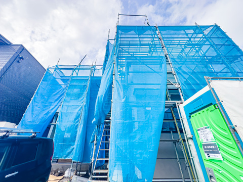 京王線「片倉」駅徒歩約8分。JR中央線「八王子」駅徒歩約18分。2路線が利用可能な立地です。2026/4/10撮影