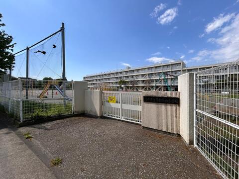 府中市立南白糸台小学校まで約550m