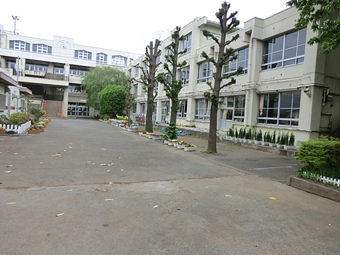 小平第五中学校まで1400m